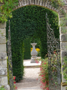 Ausgangsbereich Mauergarten, Wakehurst, West Sussex