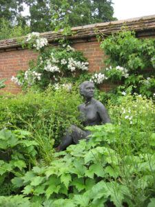 Ladies Garden, im weißen Teil, Coughton Court
