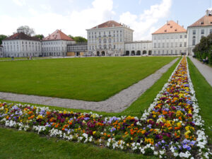 Der Schlossgarten Nymphenburgs im Frühling
