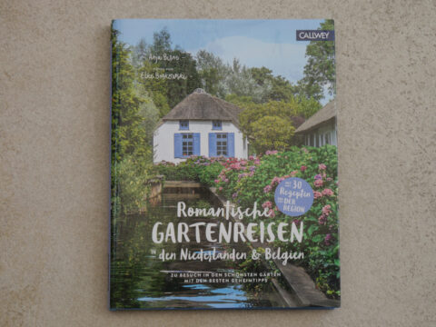 Buchcover zu Buchrezension Romantische Gartenreisen in den Niederlanden & Belgien