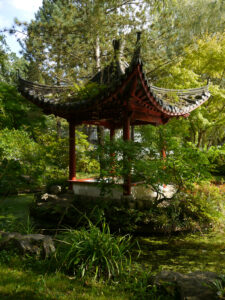 Kleiner Pavillon im Ming Garten von Groningen