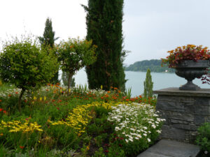 Exotengarten oben an Balustrade, Insel Mainau