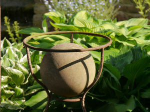 Jörg Diebels Naturgarten am Vogelsberg, der Hosta-Topfgarten