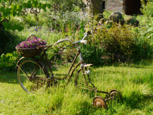 Jörg Diebels Naturgarten am Vogelsberg, ein besonderer Rasenmäher!