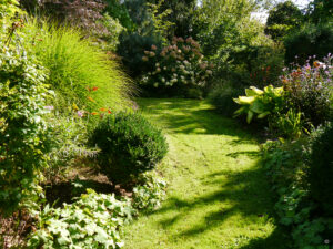 Unterwegs im Garten Inge Feckl